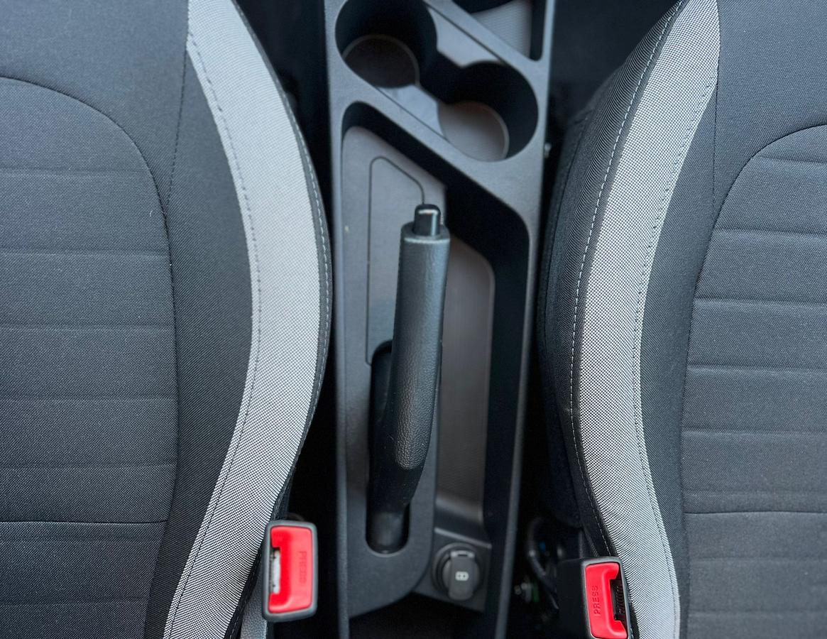 Hyundai i10 1.0 Comfort - Klima - Navi - R.Kam - PDC  