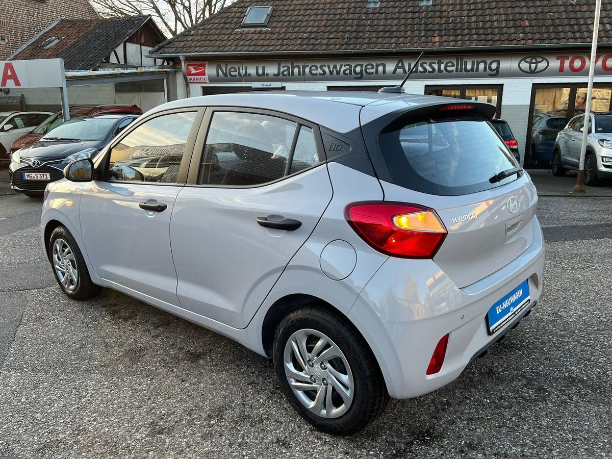 Hyundai i10 1.0 Comfort - Klima - Navi - R.Kam - PDC  