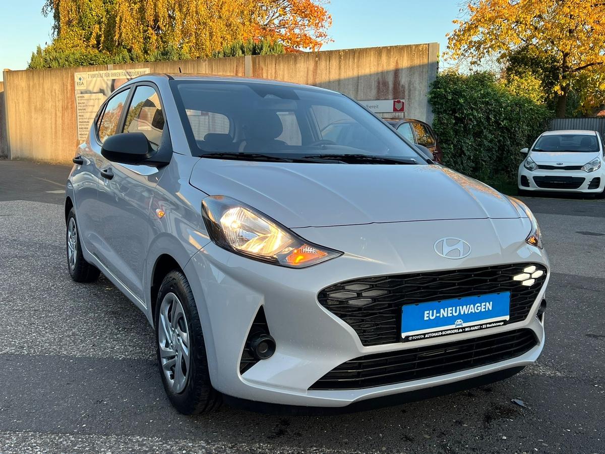 Hyundai i10 1.0 Comfort - Klima - Navi - R.Kam - PDC  