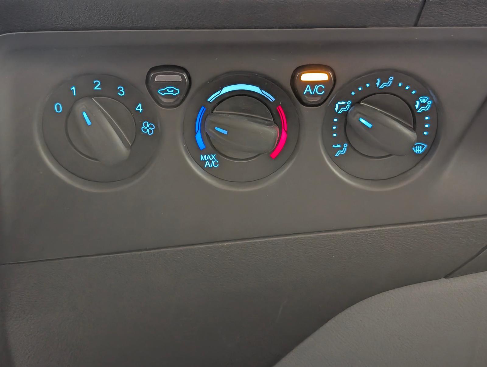 Ford Transit Custom 9-Sitzer/Xenon/PDC/Kam/AHK/Tempom