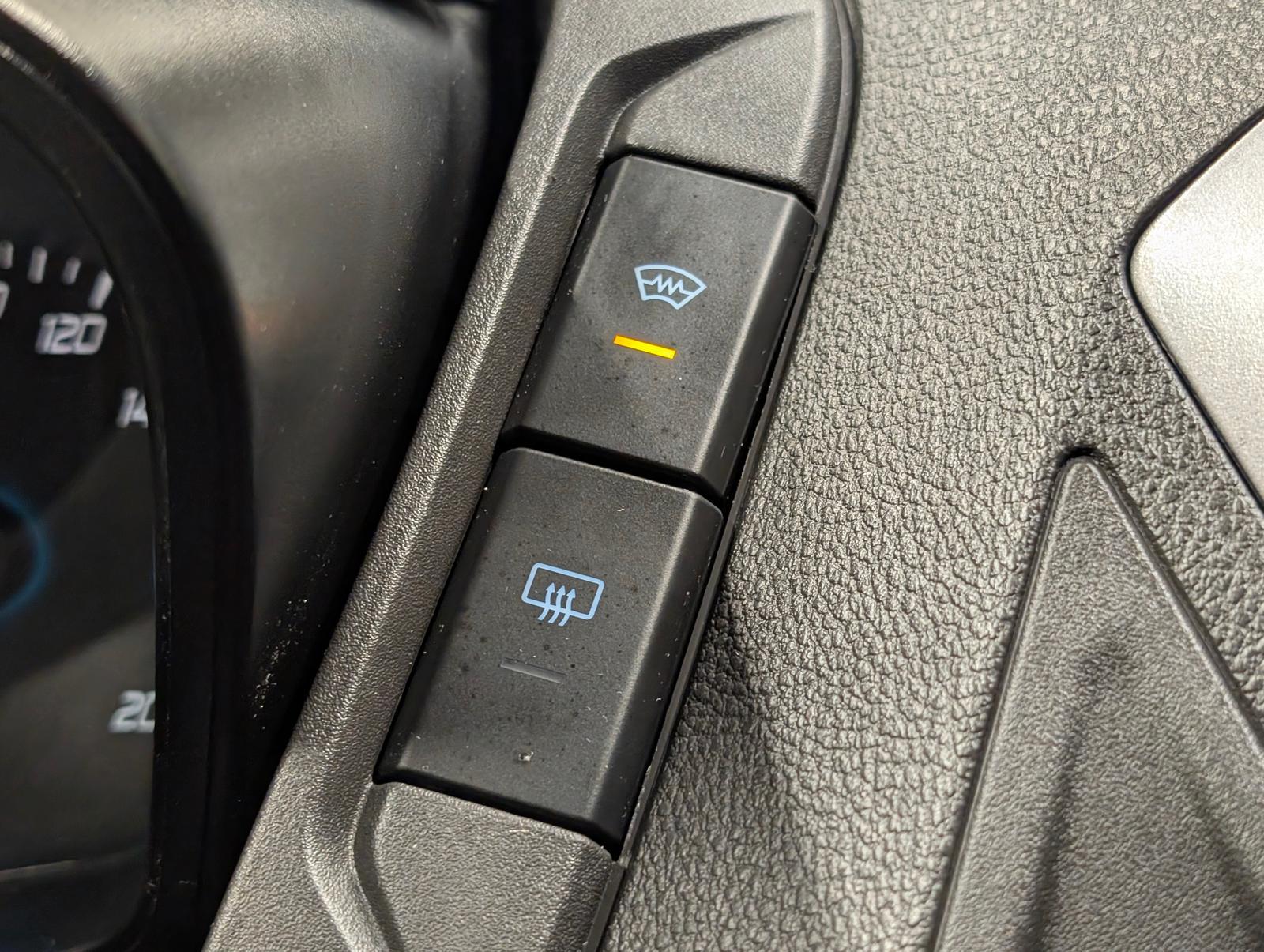 Ford Transit Custom 9-Sitzer/Xenon/PDC/Kam/AHK/Tempom