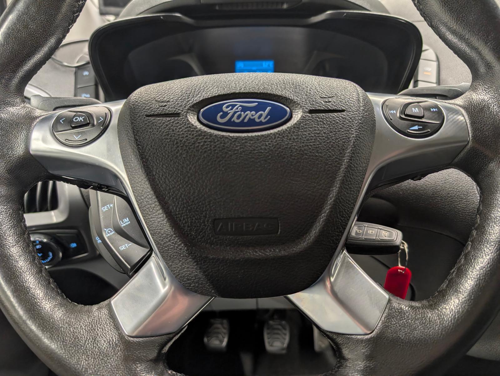 Ford Transit Custom 9-Sitzer/Xenon/PDC/Kam/AHK/Tempom