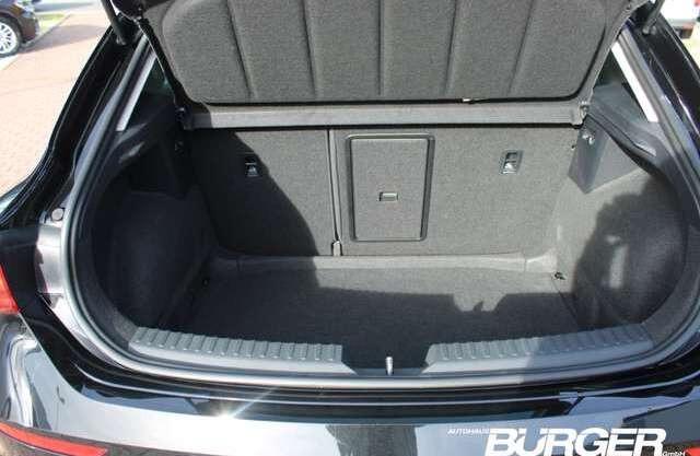 Cupra Leon 1.5 eTSI Navi LED Kamera ACC Winterpaket Carplay D