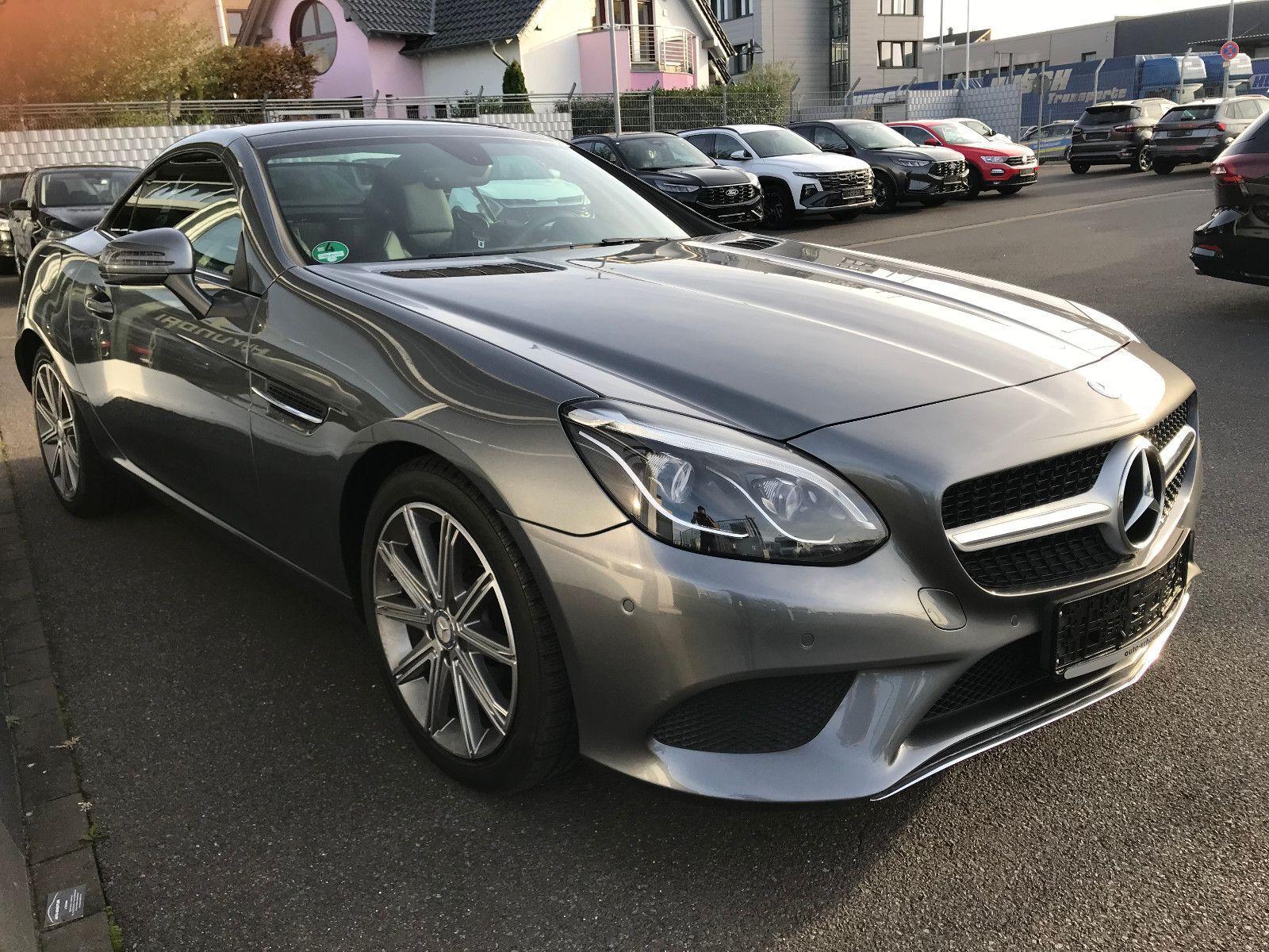 Mercedes-Benz SLC 200 ,Leder,Panor,Navi,LED,1Hd,Scheckheft!