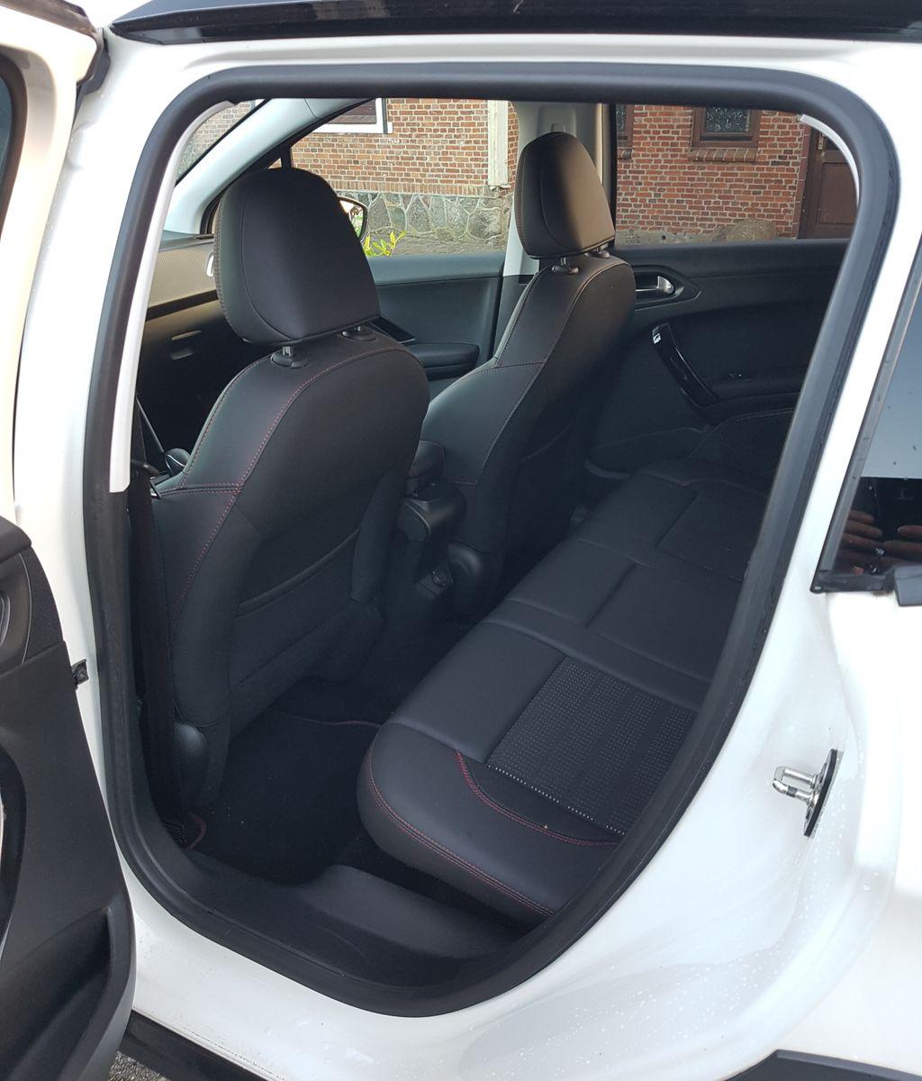 Peugeot 2008 1.2 PureTech Allure GT-LINE++RFK++NAVI++EPH