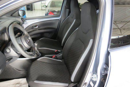 Toyota Aygo X   1.0 VVT-i Team D (EURO 6d)