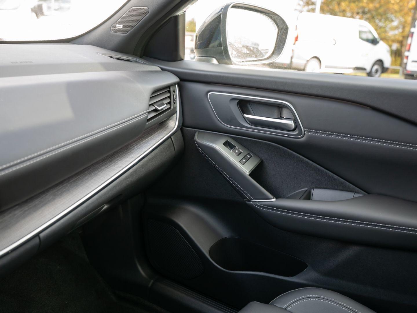 Nissan Qashqai Tekna e-Power PGD + + Ganzjahresreifen