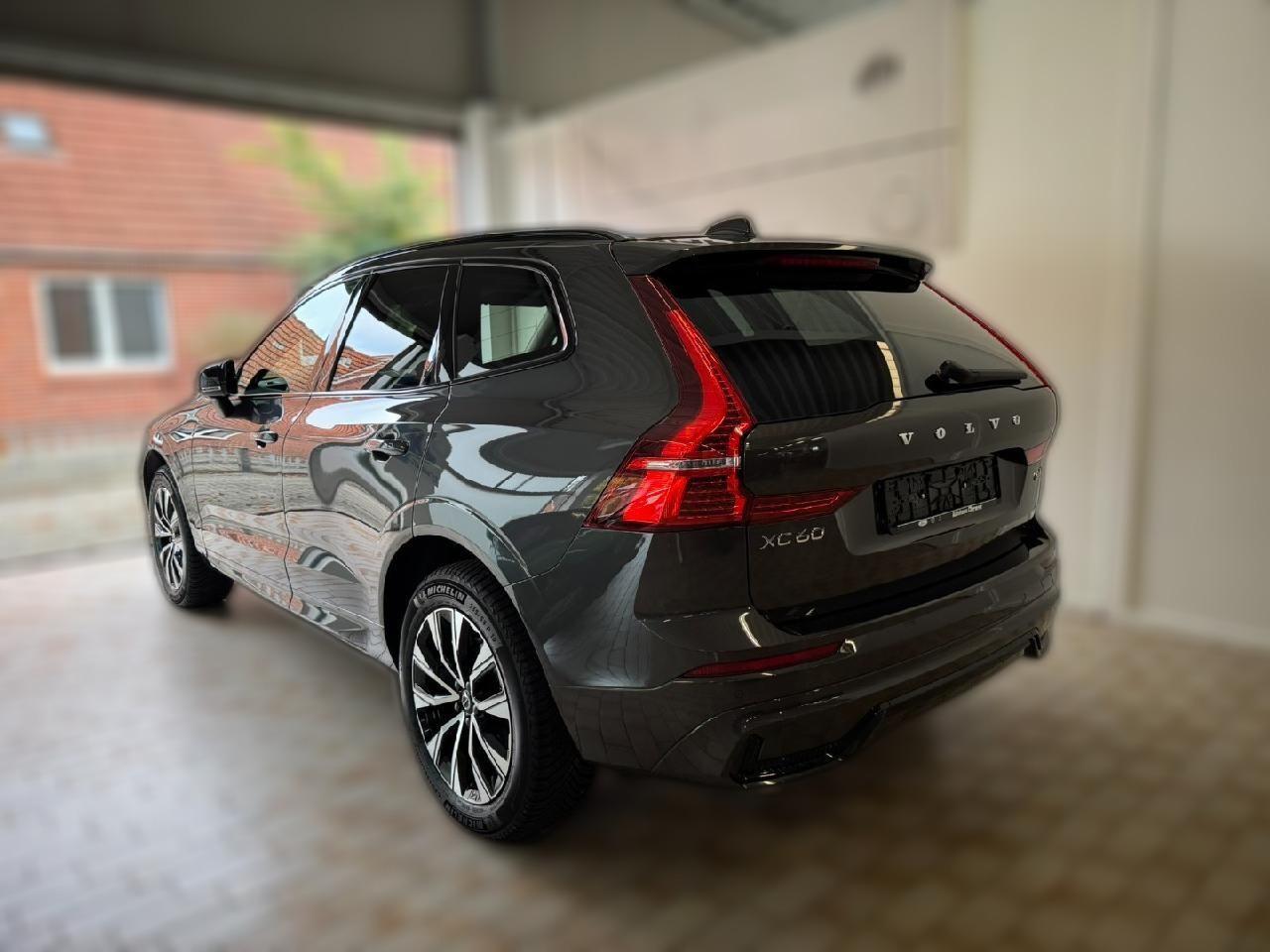 Volvo XC60 XC60 Plus Dark AWD *AHK-H&K-Standhzg*