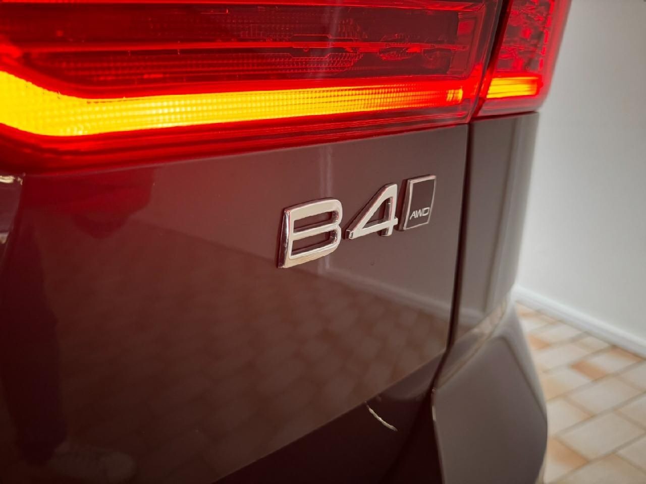 Volvo XC60 Plus Dark AWD