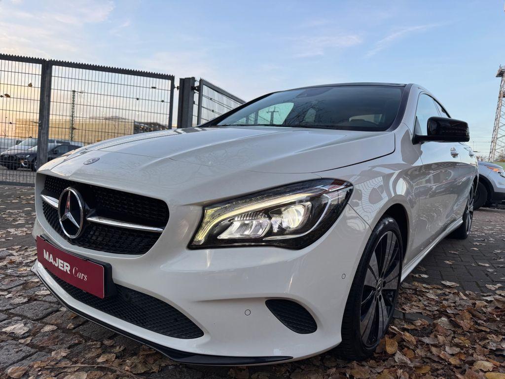 Mercedes-Benz CLA 180 *PANO*LED*CARPLAY*CAM*NAVI