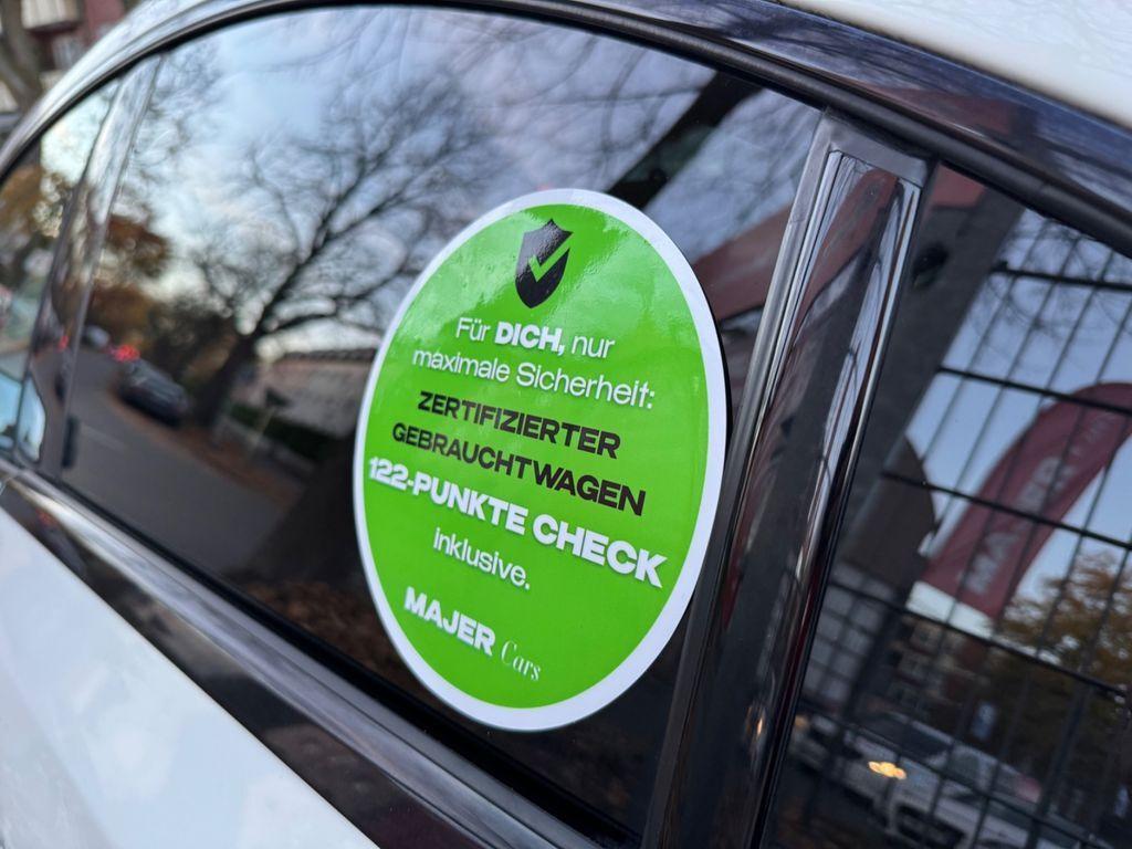 Mercedes-Benz CLA 180 *PANO*LED*CARPLAY*CAM*NAVI