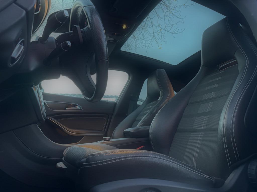 Mercedes-Benz CLA 180 *PANO*LED*CARPLAY*CAM*NAVI