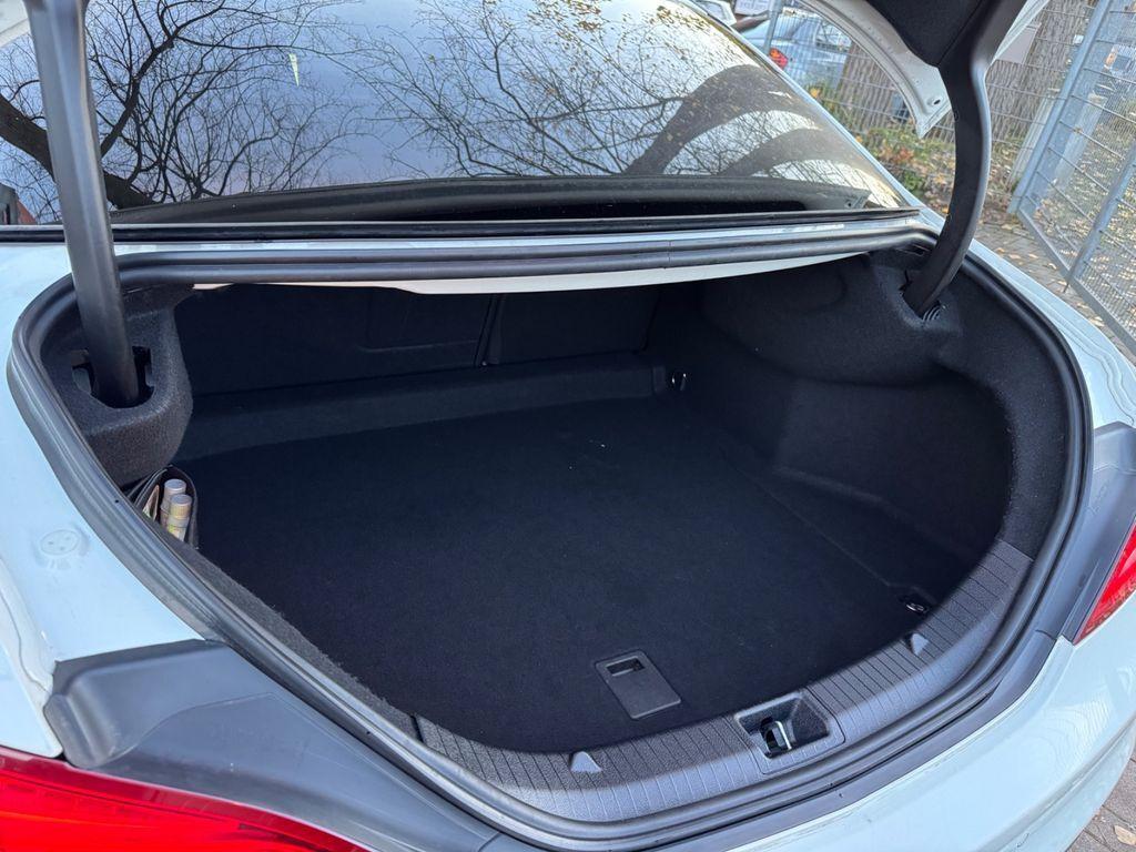 Mercedes-Benz CLA 180 *PANO*LED*CARPLAY*CAM*NAVI