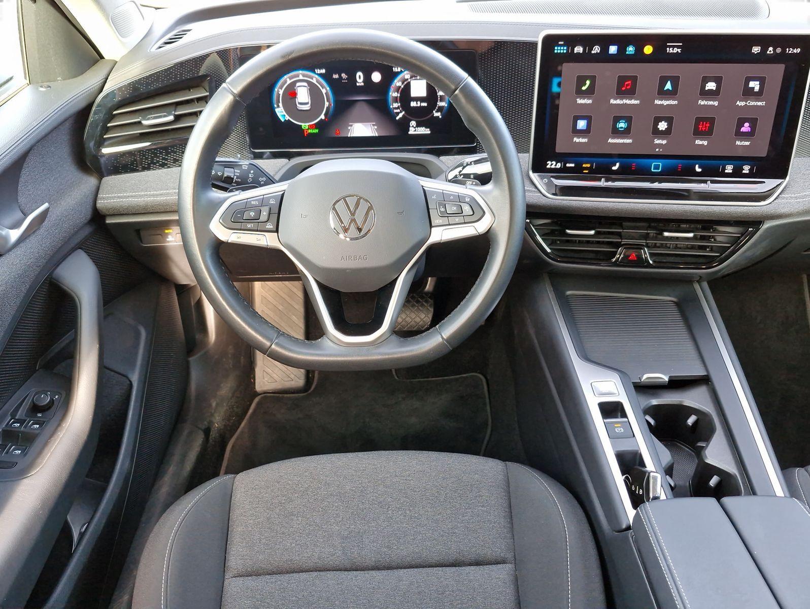 Volkswagen Passat Variant neues Modell 1.5 eTSI DSG Navi LE