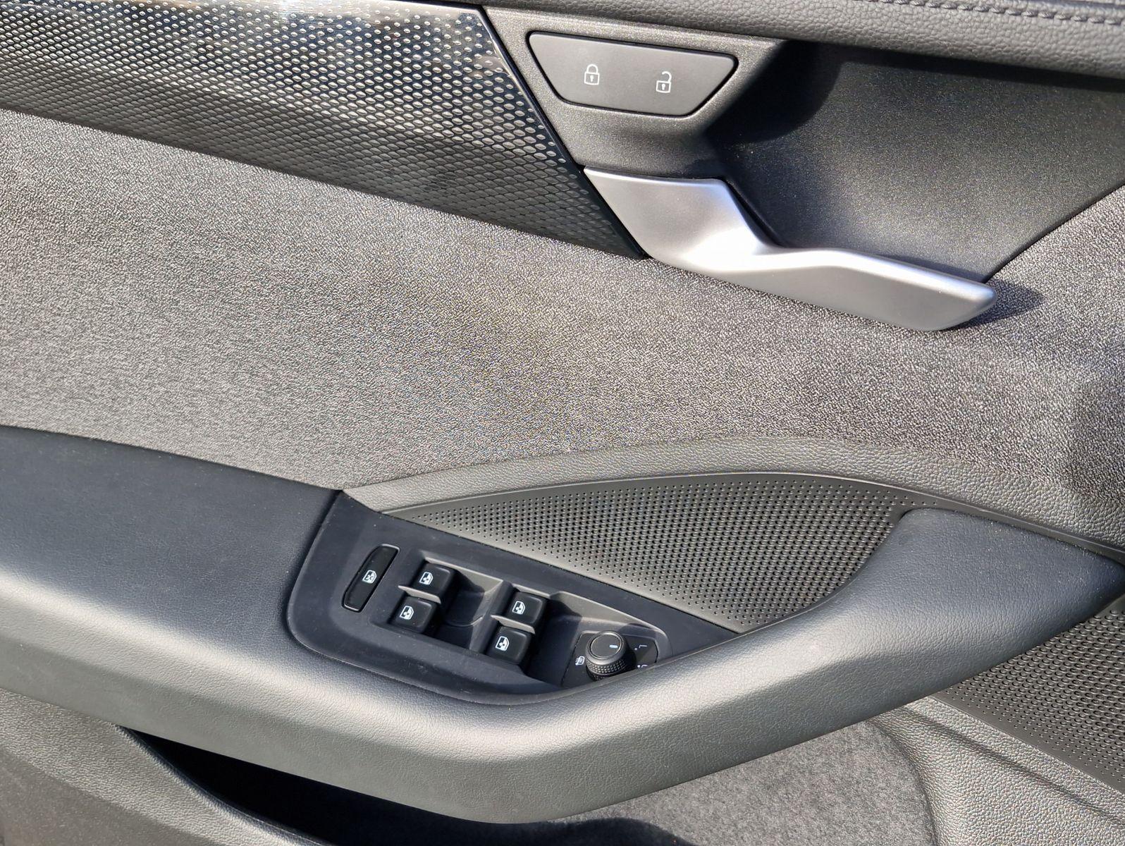 Volkswagen Passat Variant neues Modell 1.5 eTSI DSG Navi LE