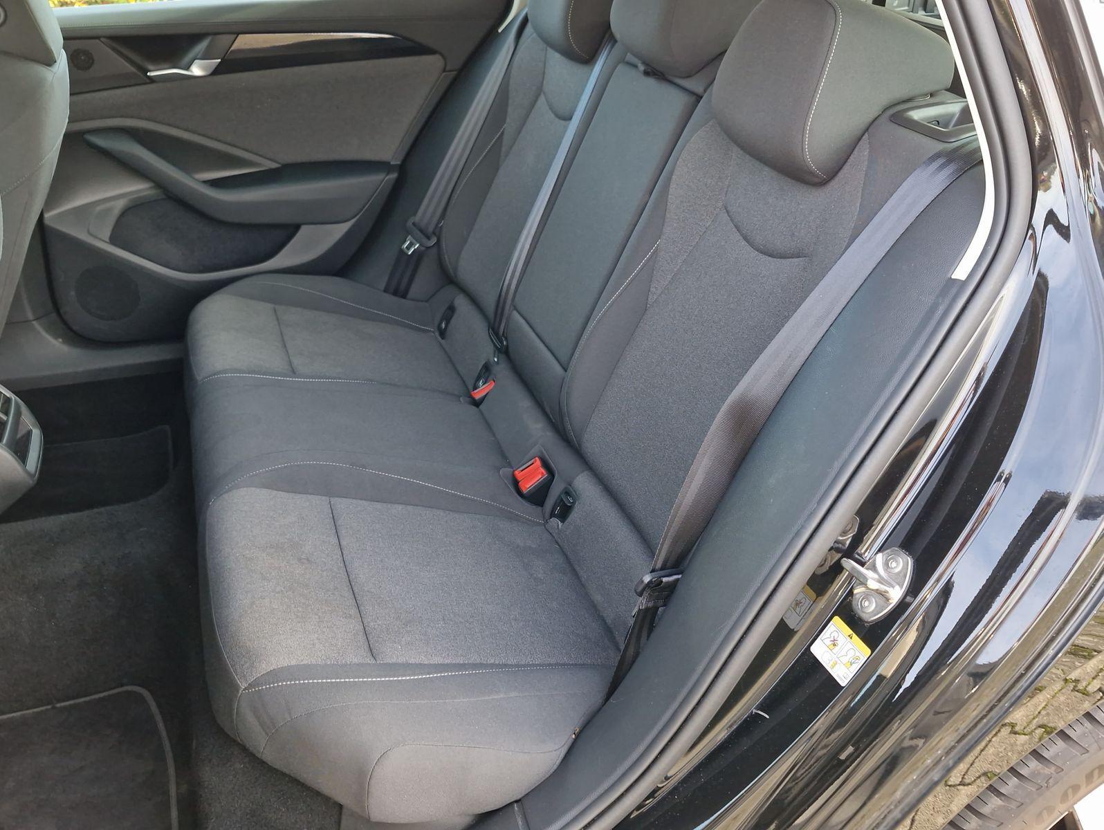 Volkswagen Passat Variant neues Modell 1.5 eTSI DSG Navi LE