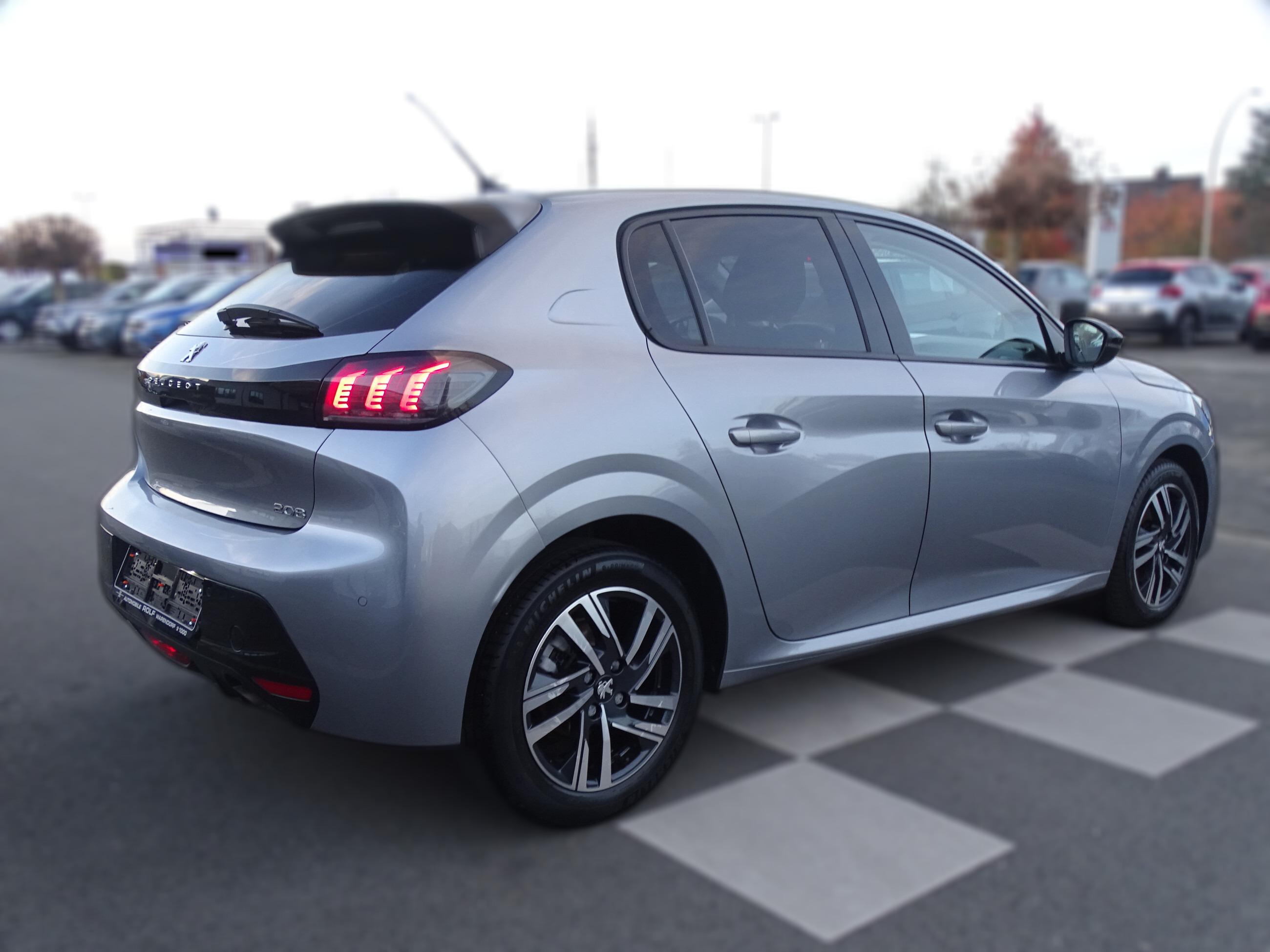 Peugeot 208 1.2 Allure*LED*DAB*CARPLAY*MFL*PDC*TEMP*TEL*