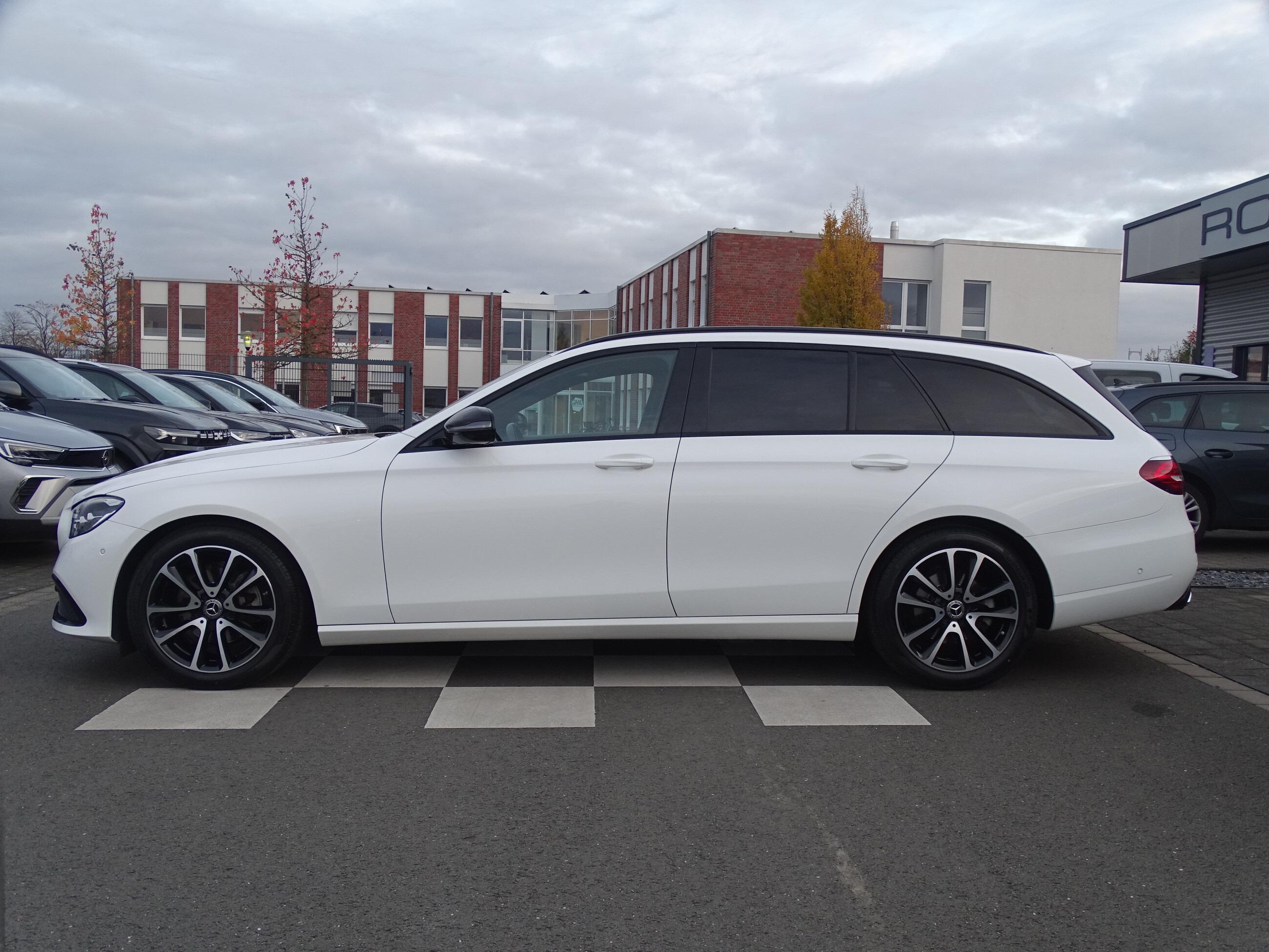 Mercedes-Benz E 200 d*DCT*NAVI*LED*DAB*NIGHT PAKET*SHZG*RFK*