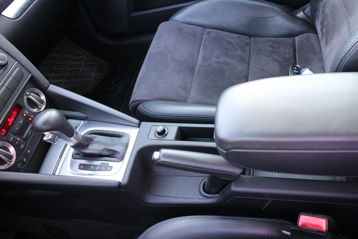 Audi A3 2.0 TFSI Ambition quattro 