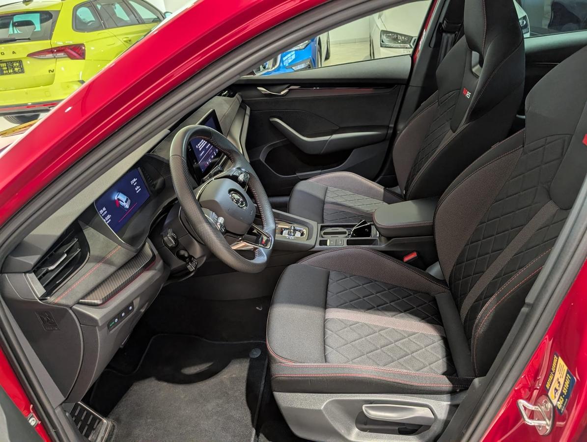 Skoda Octavia Combi RS iV  AHK NAVI MATRIX Garantie 