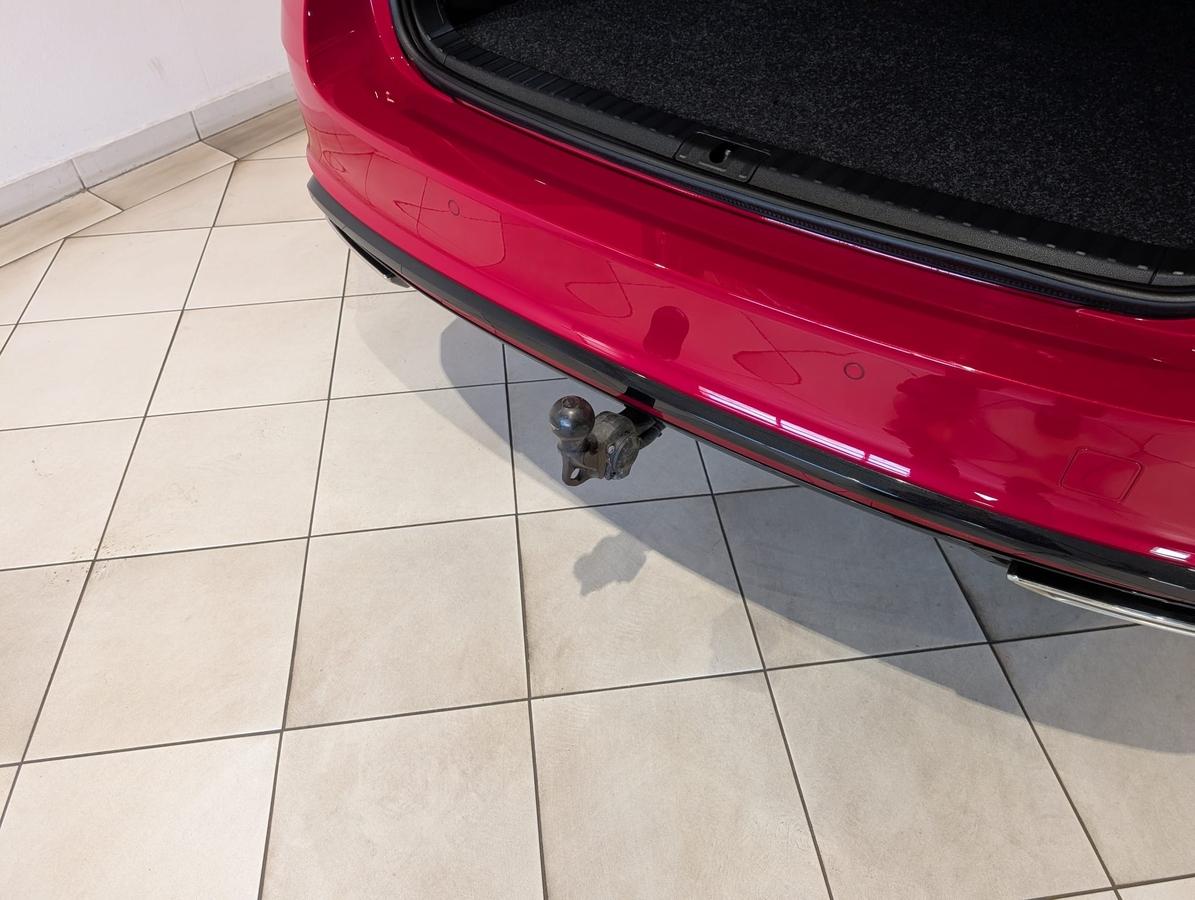 Skoda Octavia Combi RS iV  AHK NAVI MATRIX Garantie 