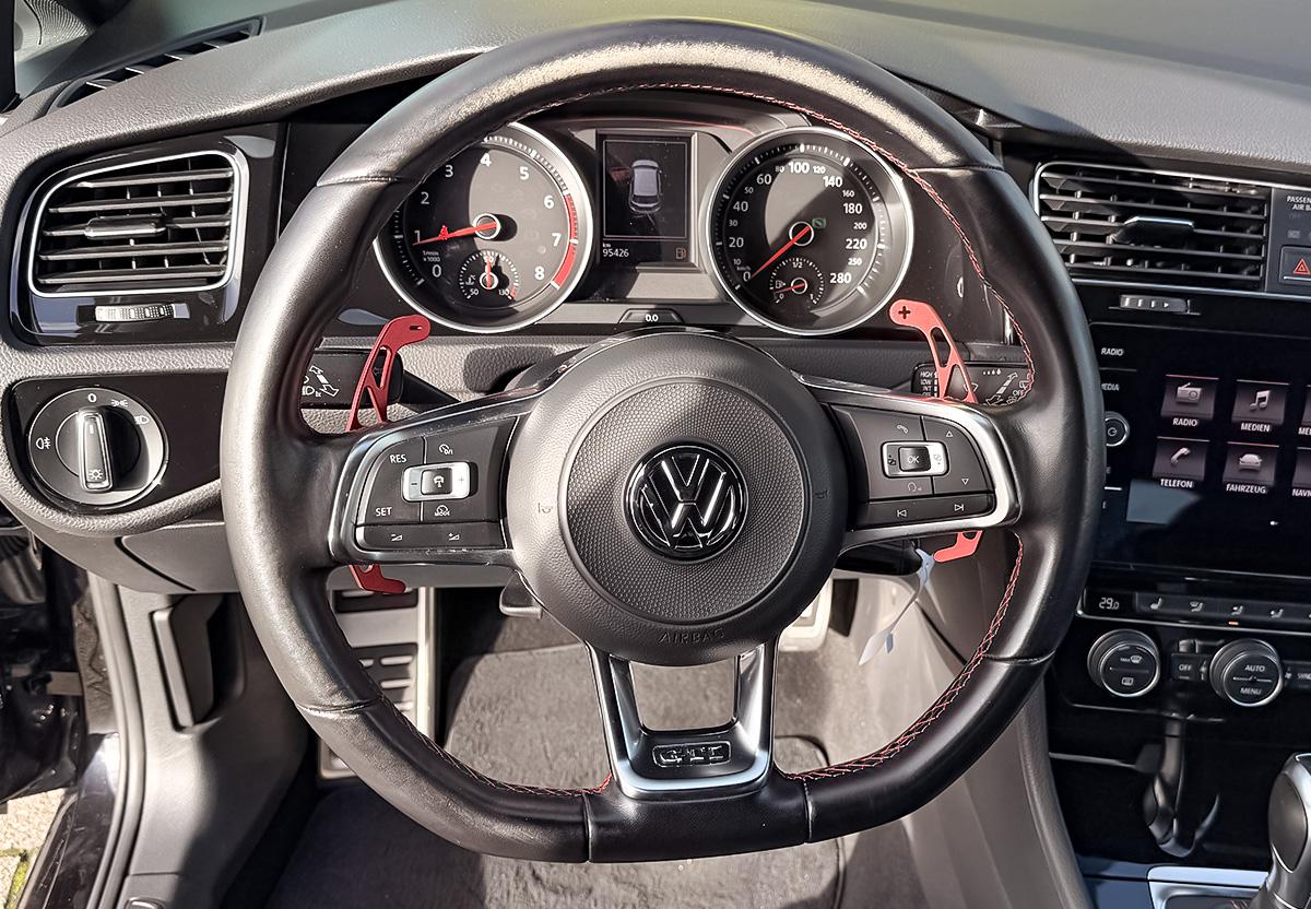 Volkswagen Golf GTI 2.0 TSI BMT.ACC.NAVI.LED