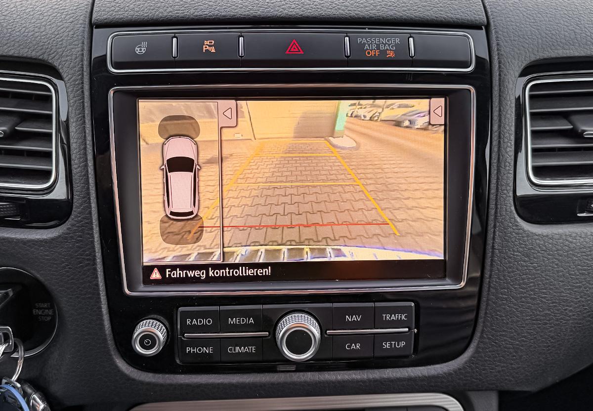 Volkswagen Touareg 3.0 V6 TDI R-Line LUFT NAVI DYNAUDIO RFK PDC