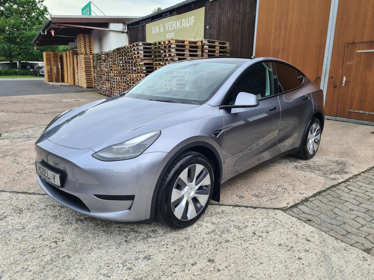 Tesla Model Y SR AP 2WD  19 BYD AKKU