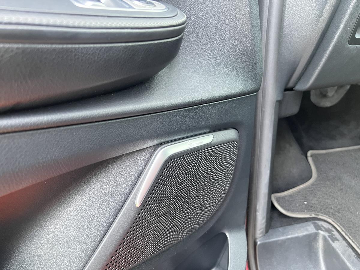 Mercedes-Benz V 250 d+AMG+Distronic+LED+360+Burmester