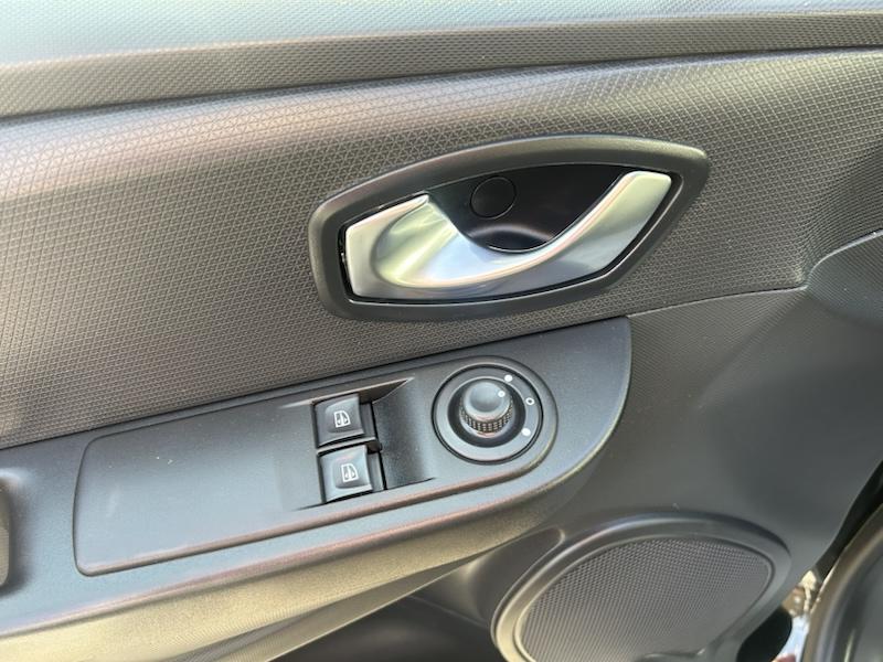 Renault Clio TCe 90 LUXE KLIMA*BTH*NAVI*ALU