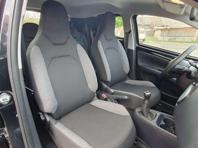 Toyota Aygo X x-play