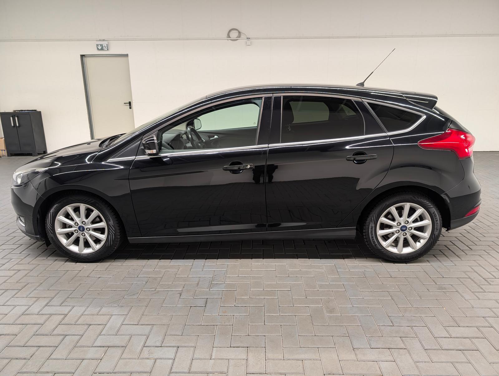 Ford Focus Ford  Titanium Navi/Klima/PDC/NSW/KeyFree