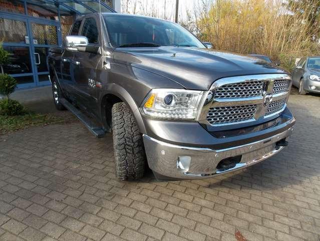 Dodge RAM 1500 5,7 Hemi Laramie UNFALLFREI