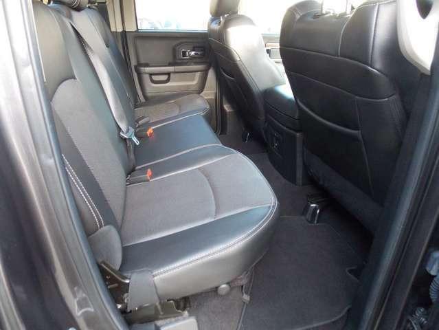 Dodge RAM 1500 5,7 Hemi Laramie UNFALLFREI