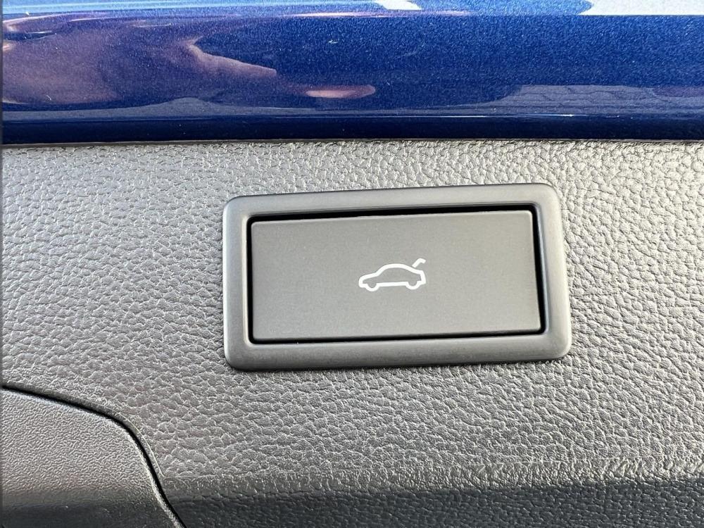 Volkswagen Passat Variant R-Line 2,0 TDI DSG 4Motion 142KW Winterpaket