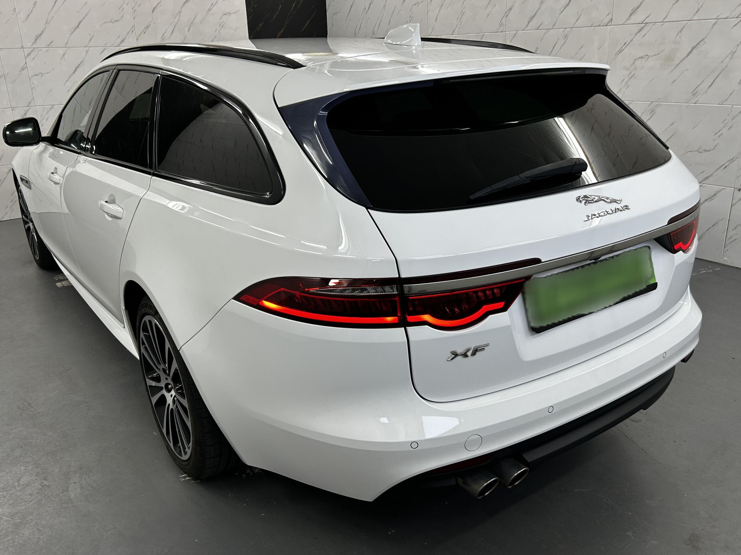 Jaguar XF R-Sport+Bi-Xenon+Ambiente+Kamera+LED+Sound
