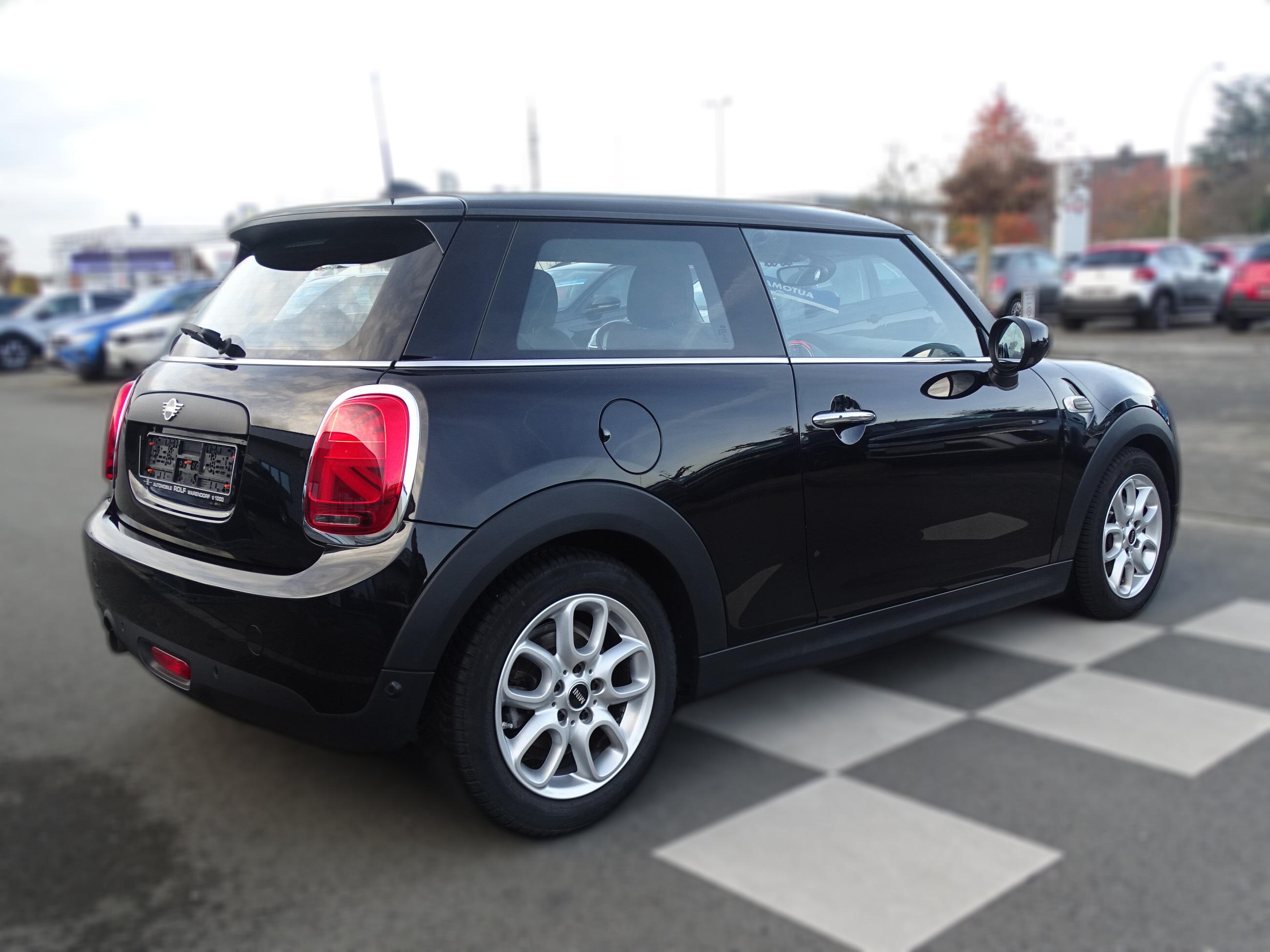 MINI ONE One 1.5 AT*NAVI*PDC*LED*MFL*SHZG*GJR*TEMPO*TEL*