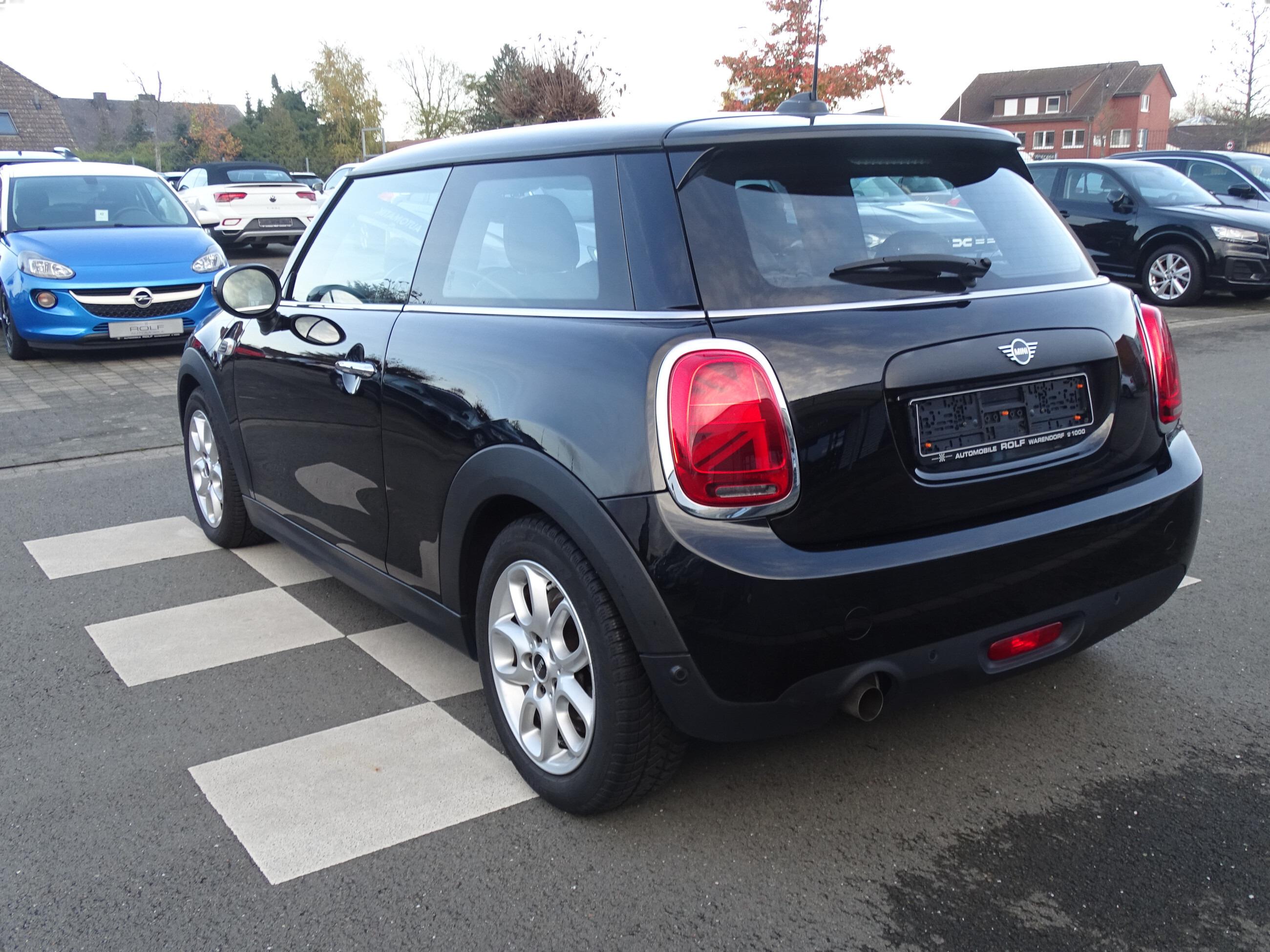 MINI ONE One 1.5 AT*NAVI*PDC*LED*MFL*SHZG*GJR*TEMPO*TEL*