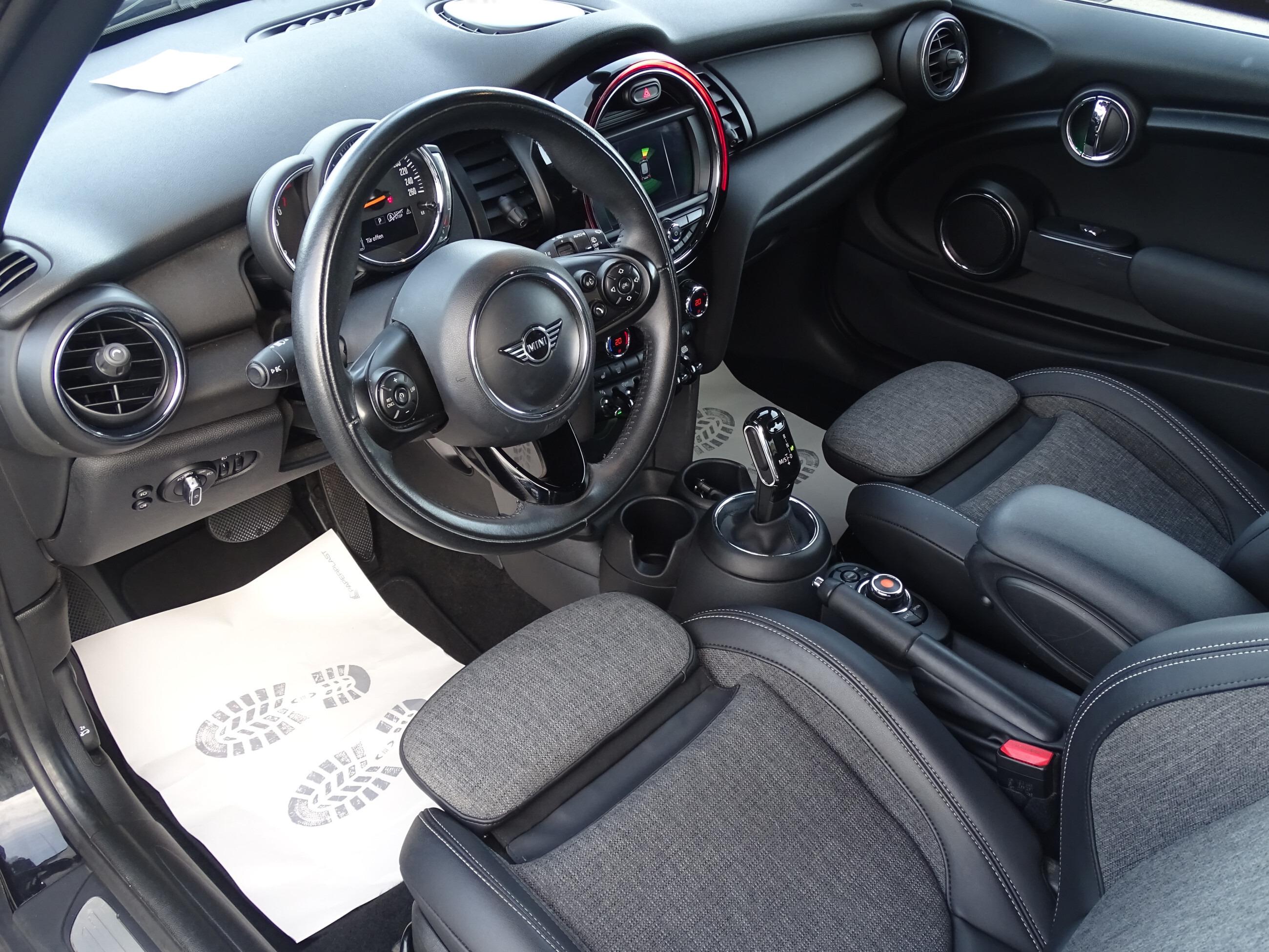 MINI ONE One 1.5 AT*NAVI*PDC*LED*MFL*SHZG*GJR*TEMPO*TEL*