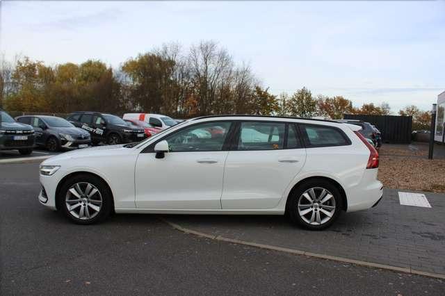 Volvo V60 Momentum