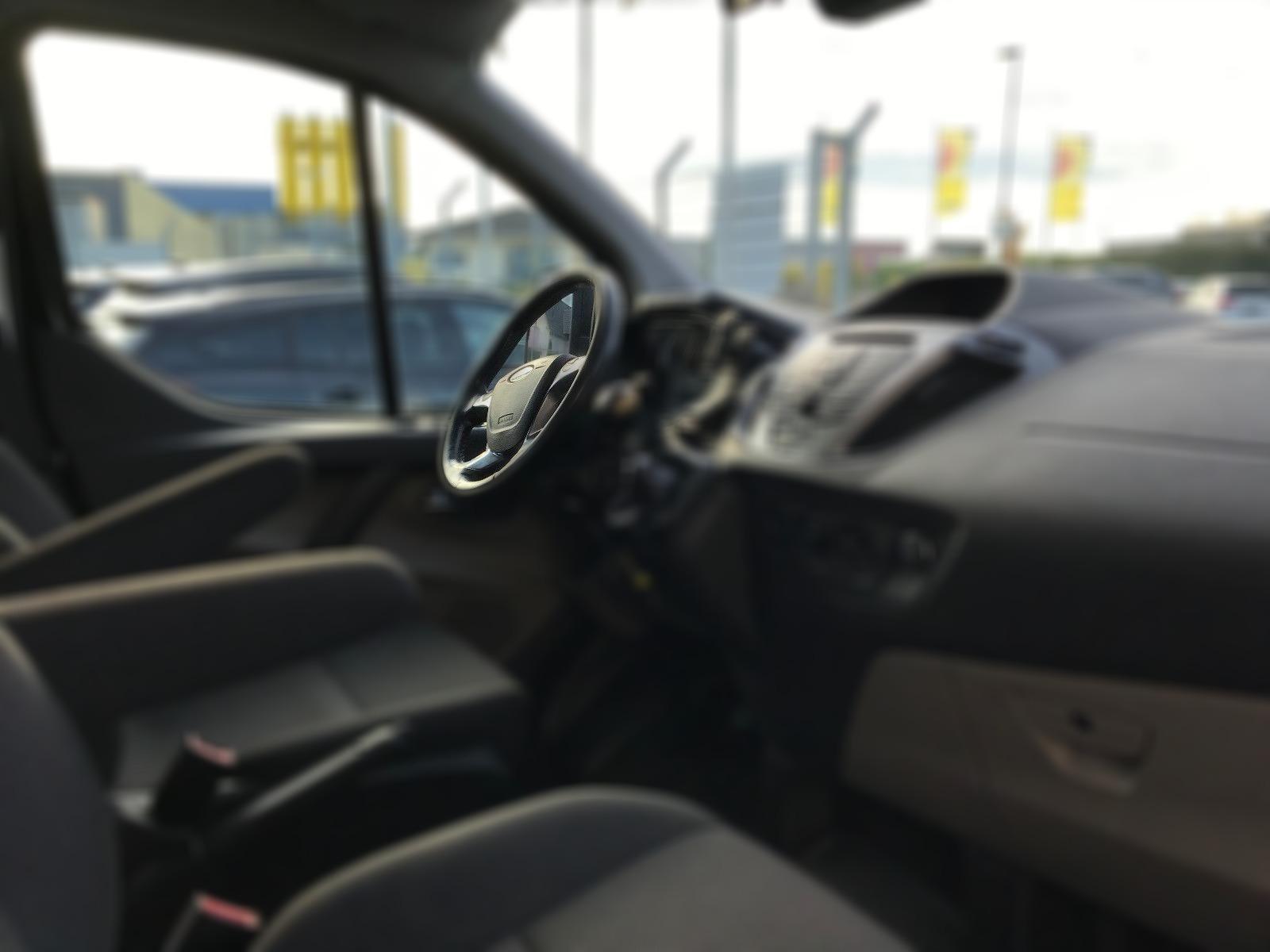 Ford Transit Custom 290 L2 ,5Sitze,2 x Schiebt,1 Hd