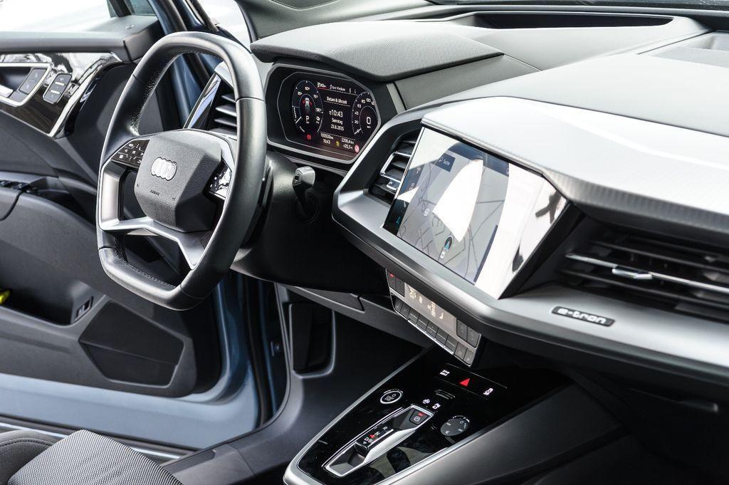 Audi Q4 e-tron Sportback +KEYLESS+LED+NAVI+KAM