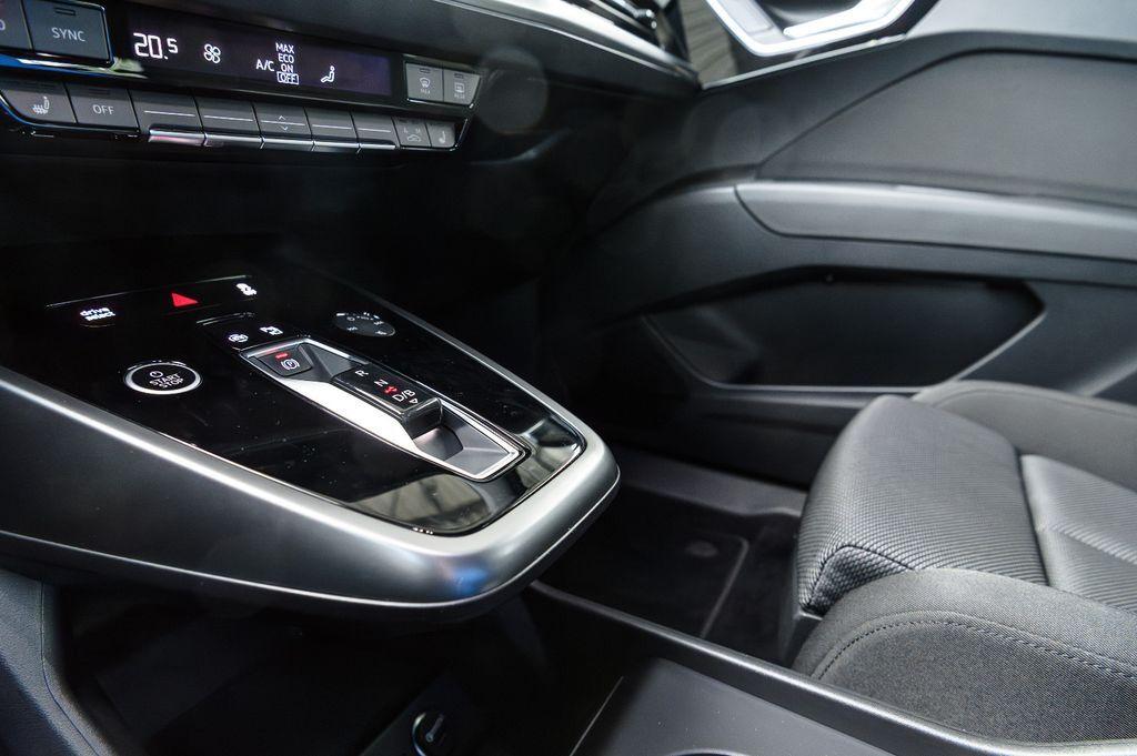 Audi Q4 e-tron Sportback +KEYLESS+LED+NAVI+KAM