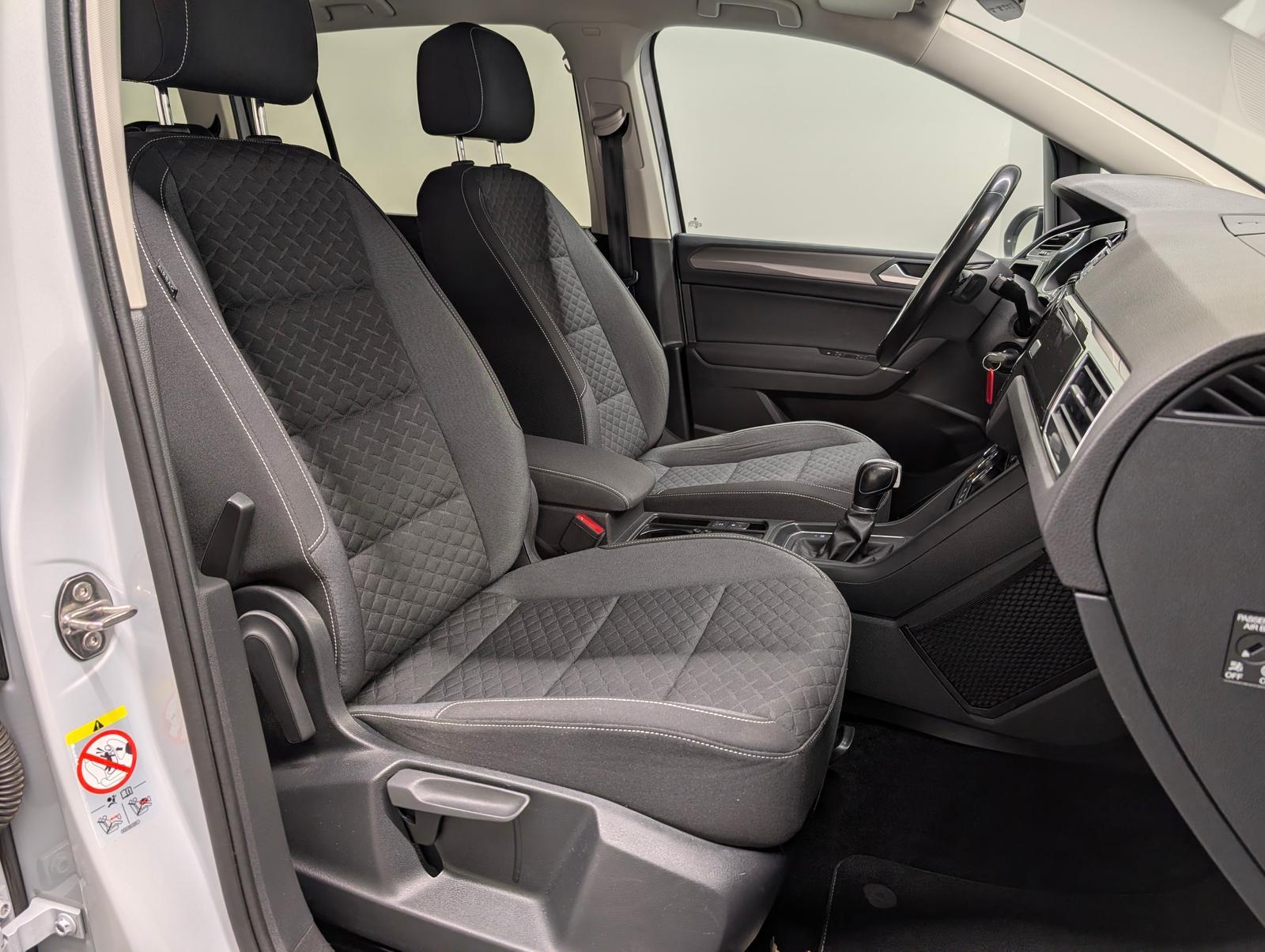 Volkswagen Touran Join LED/Navi/ACC/SHZ/PDC/AHK/el.Heck/LM