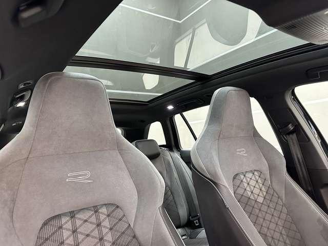 Volkswagen Golf R-Line eTSI 