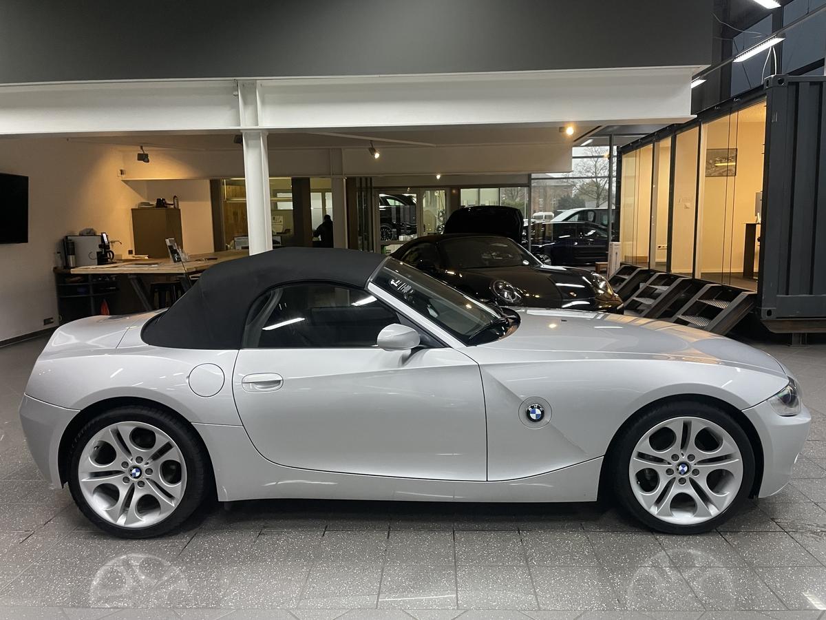BMW Z4  2.2i Roadster 6 Zyliner Sitzheizung Leder 