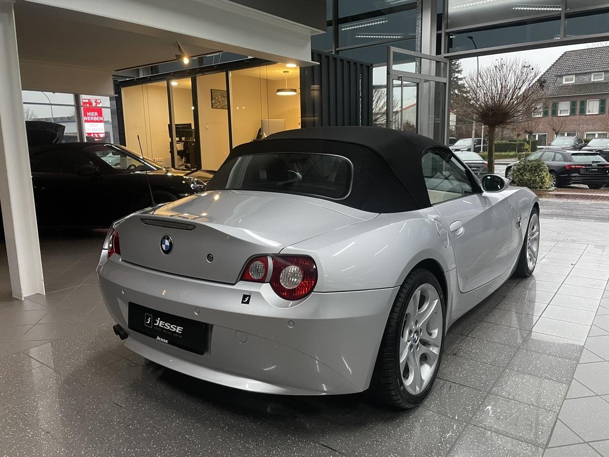 BMW Z4  2.2i Roadster 6 Zyliner Sitzheizung Leder 