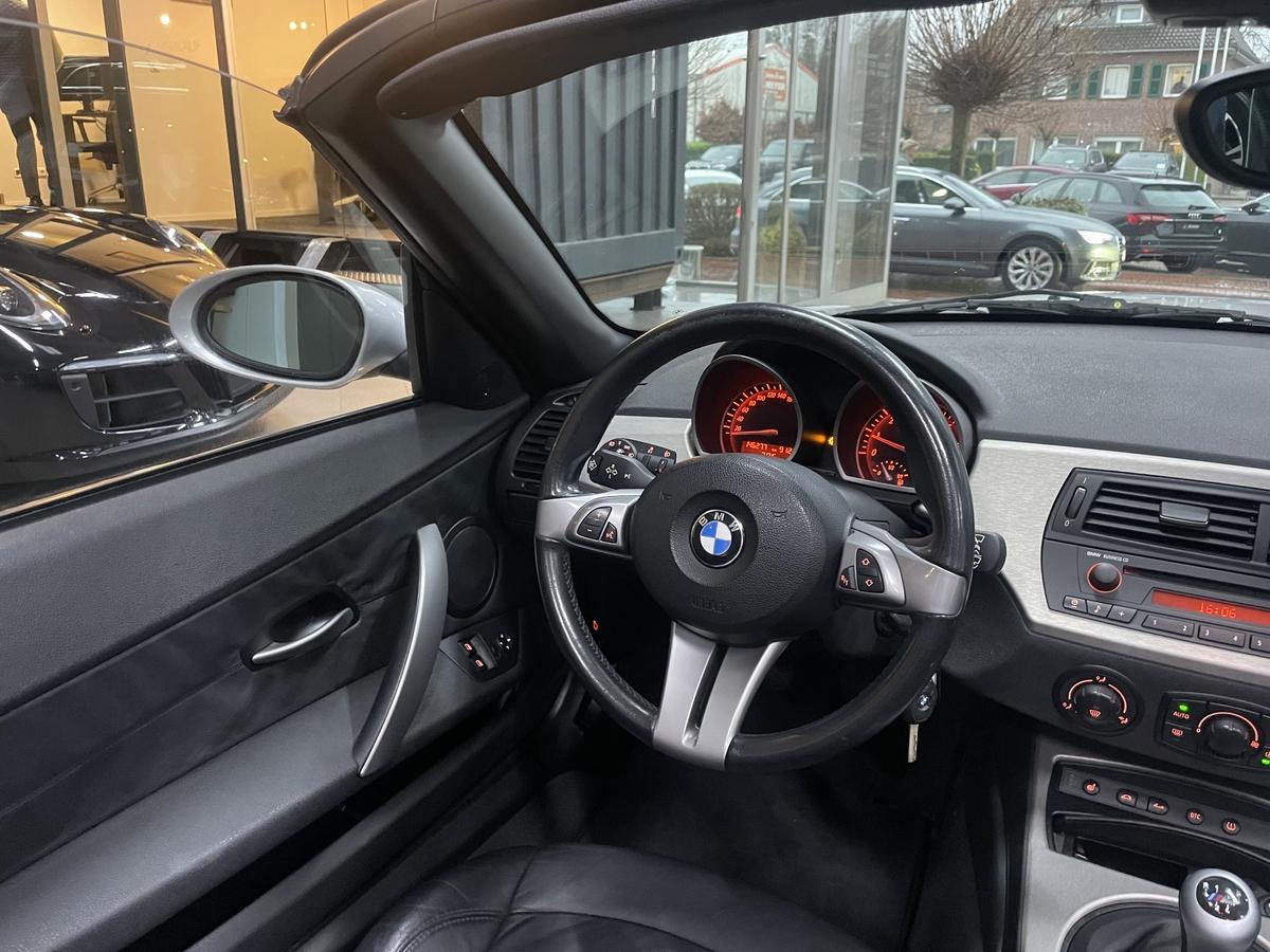 BMW Z4  2.2i Roadster 6 Zyliner Sitzheizung Leder 