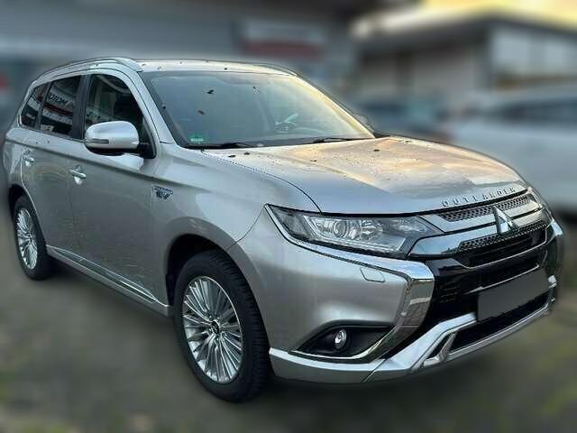 Mitsubishi Outlander Outlander Plug-in Hybrid BASIS Spirit-Paket 2.4 MI