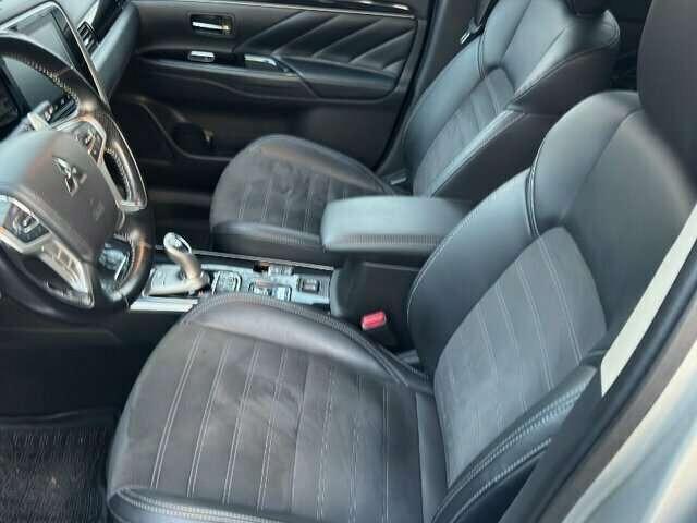 Mitsubishi Outlander Outlander Plug-in Hybrid BASIS Spirit-Paket 2.4 MI